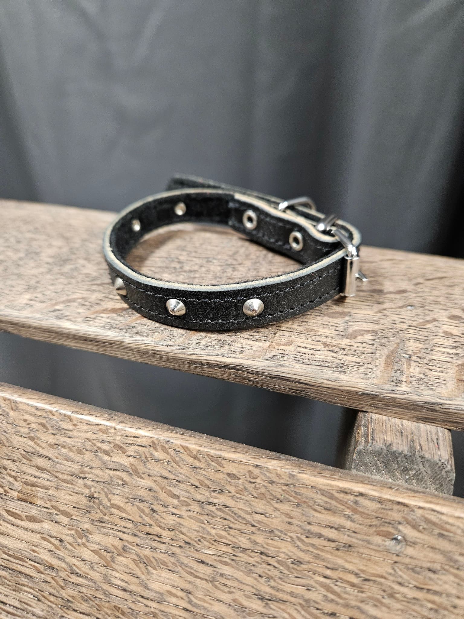 Halsband